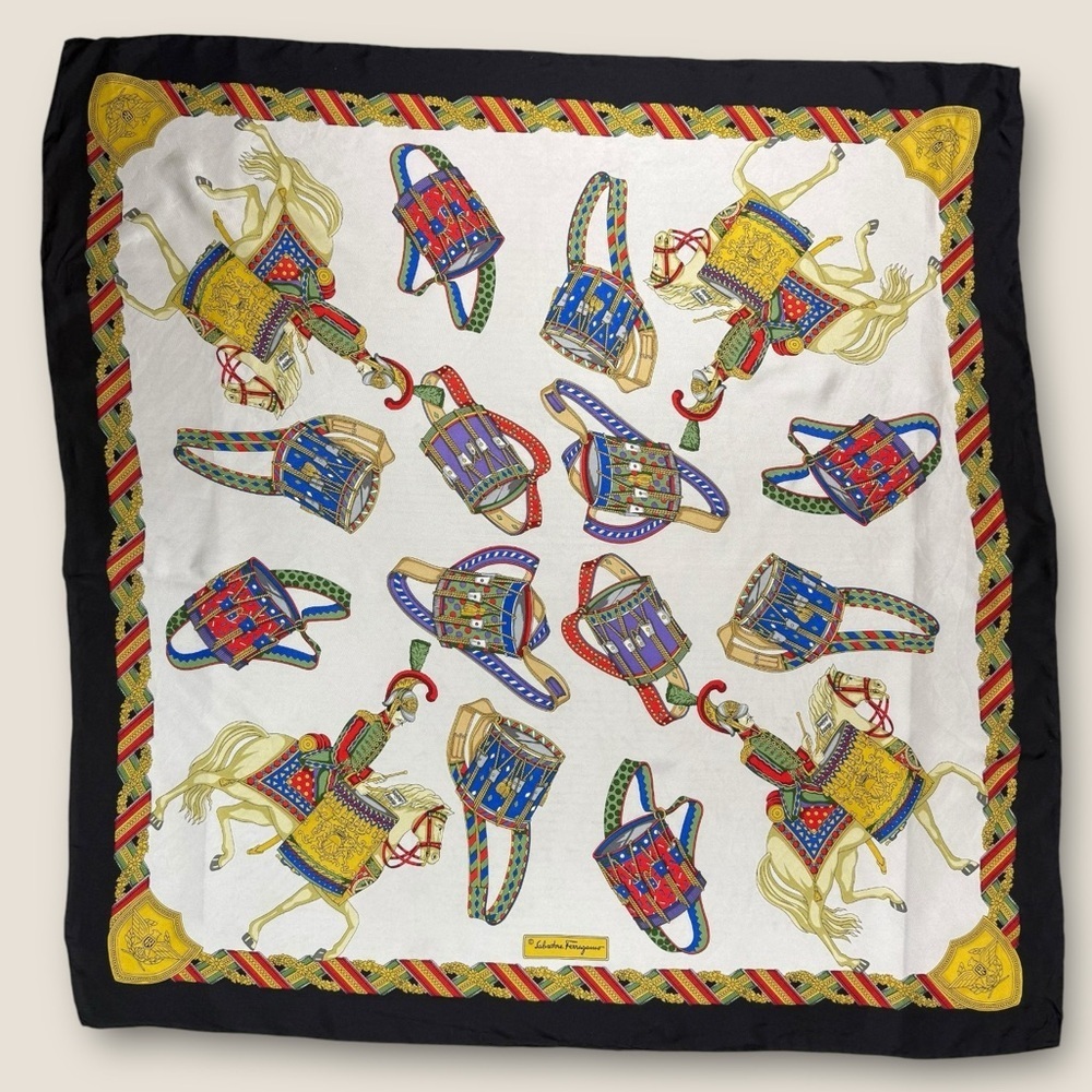 Salvatore Ferragamo 100% Silk Scarf Foulard Made in Italy Vintage 90s